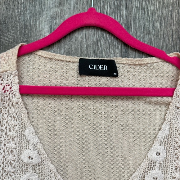 Cider Cream Ruffled Crop Blouse - Picture 2 of 2